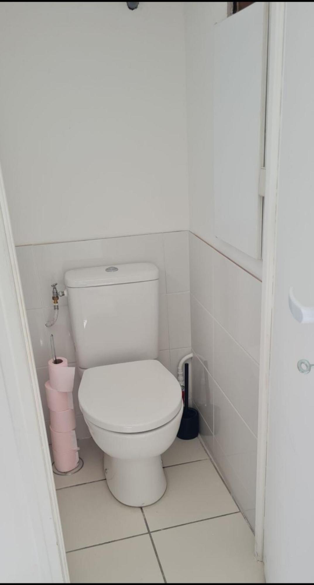 Apartment Climatise Proche Chu